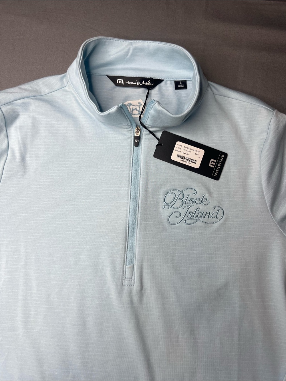 Travis Mathew Crestview 1/4 Zip Pullover Dream Blue Small, Block Island NWT